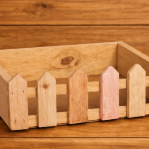 Caja cerca madera